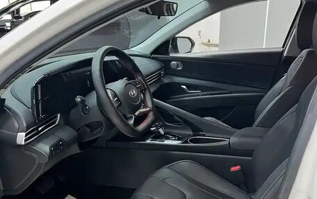 Hyundai Elantra, 2022 год, 1 364 000 рублей, 8 фотография