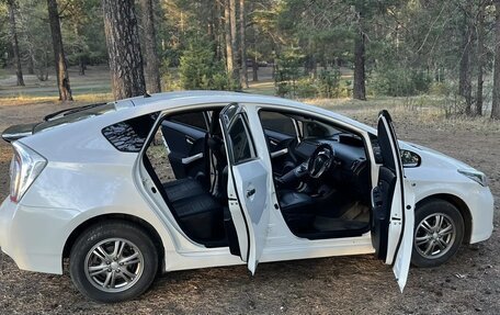 Toyota Prius, 2014 год, 1 200 000 рублей, 4 фотография