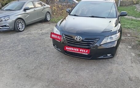 Toyota Camry, 2007 год, 1 050 000 рублей, 2 фотография