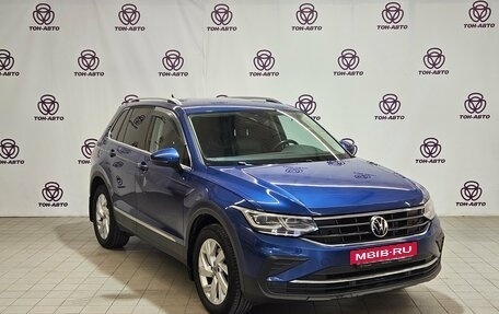 Volkswagen Tiguan II, 2021 год, 2 629 000 рублей, 3 фотография