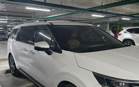 KIA Carnival, 2022 год, 4 800 000 рублей, 3 фотография