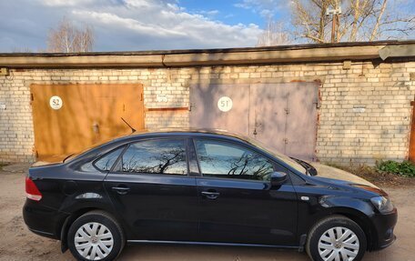 Volkswagen Polo VI (EU Market), 2015 год, 800 000 рублей, 4 фотография