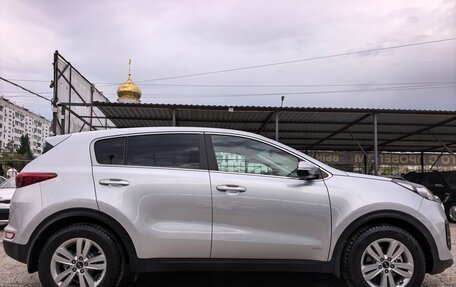 KIA Sportage IV рестайлинг, 2018 год, 2 099 000 рублей, 4 фотография
