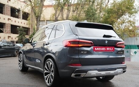 BMW X5, 2019 год, 7 100 000 рублей, 3 фотография