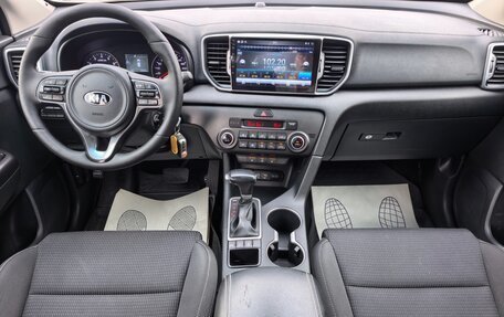 KIA Sportage IV рестайлинг, 2018 год, 2 099 000 рублей, 9 фотография