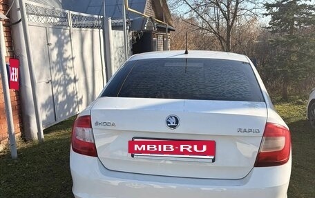 Skoda Rapid I, 2015 год, 880 000 рублей, 2 фотография