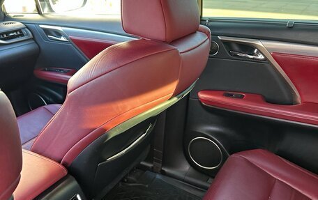 Lexus RX IV рестайлинг, 2019 год, 5 200 000 рублей, 10 фотография