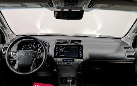 Toyota Land Cruiser Prado 150 рестайлинг, 2021 год, 5 630 000 рублей, 14 фотография