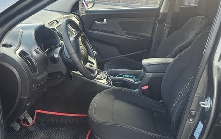 KIA Sportage III, 2011 год, 900 000 рублей, 6 фотография