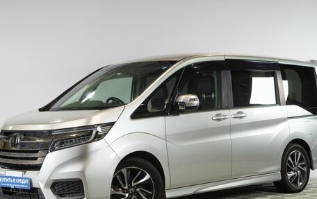 Honda Stepwgn IV рестайлинг, 2018 год, 2 349 000 рублей, 4 фотография