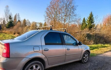 Renault Logan I, 2013 год, 400 000 рублей, 2 фотография