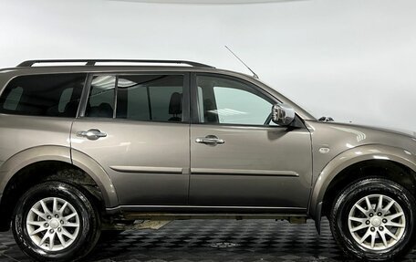Mitsubishi Pajero Sport II рестайлинг, 2013 год, 1 700 000 рублей, 5 фотография