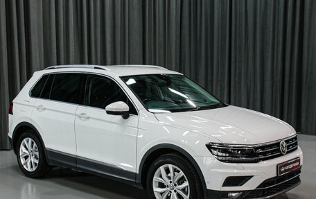 Volkswagen Tiguan II, 2018 год, 1 970 000 рублей, 7 фотография