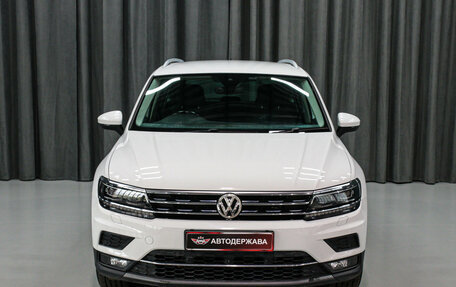Volkswagen Tiguan II, 2018 год, 1 970 000 рублей, 6 фотография