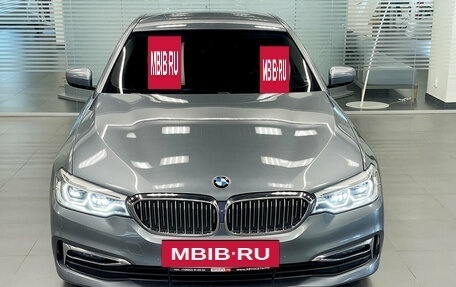 BMW 5 серия, 2019 год, 3 432 000 рублей, 2 фотография
