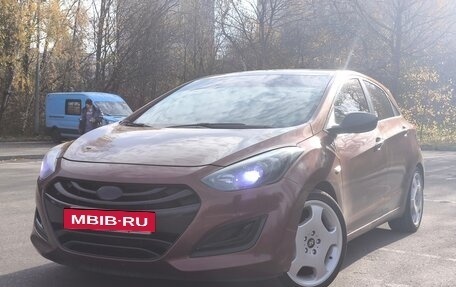 Hyundai i30 II рестайлинг, 2012 год, 800 000 рублей, 2 фотография
