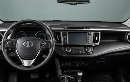 Toyota RAV4, 2017 год, 2 829 000 рублей, 8 фотография