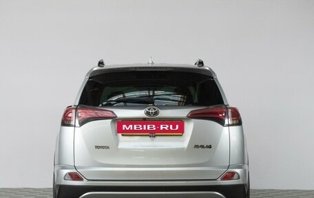 Toyota RAV4, 2017 год, 2 829 000 рублей, 6 фотография