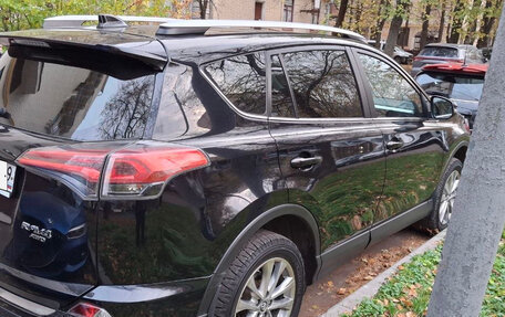 Toyota RAV4, 2017 год, 2 450 000 рублей, 2 фотография