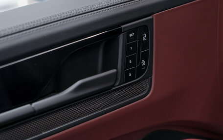 Porsche Cayenne III, 2026 год, 26 320 000 рублей, 17 фотография