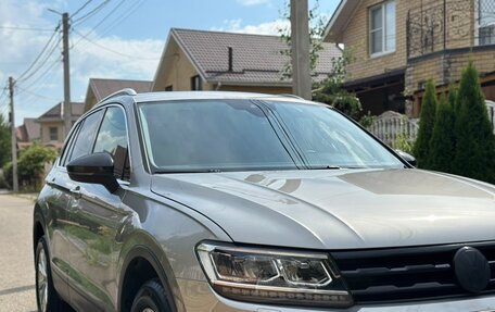 Volkswagen Tiguan II, 2019 год, 2 300 000 рублей, 7 фотография