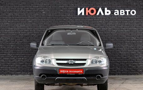 Chevrolet Niva I рестайлинг, 2017 год, 750 000 рублей, 2 фотография