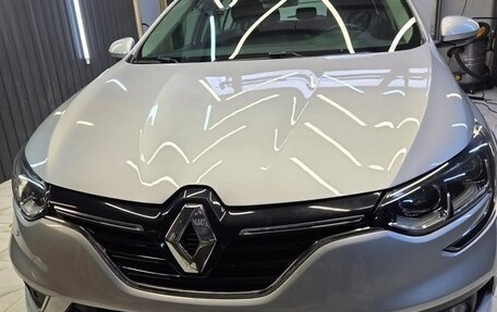 Renault Megane IV, 2018 год, 1 390 000 рублей, 2 фотография