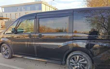 Honda Stepwgn IV рестайлинг, 2019 год, 2 550 000 рублей, 2 фотография