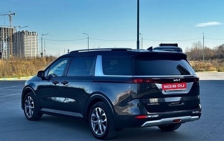 KIA Carnival, 2021 год, 3 250 000 рублей, 9 фотография