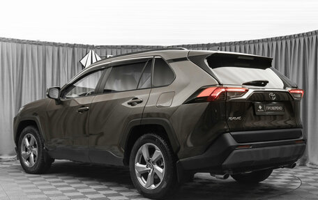 Toyota RAV4, 2020 год, 3 100 000 рублей, 4 фотография