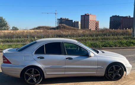 Mercedes-Benz C-Класс, 2002 год, 433 000 рублей, 3 фотография