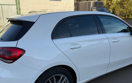 Mercedes-Benz A-Класс, 2018 год, 1 820 000 рублей, 3 фотография
