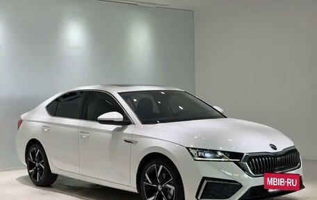 Skoda Octavia IV, 2023 год, 2 250 000 рублей, 3 фотография