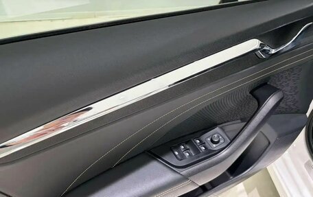 Skoda Octavia IV, 2023 год, 2 250 000 рублей, 12 фотография