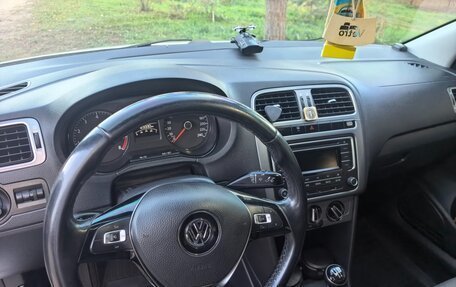 Volkswagen Polo VI (EU Market), 2016 год, 1 300 000 рублей, 10 фотография