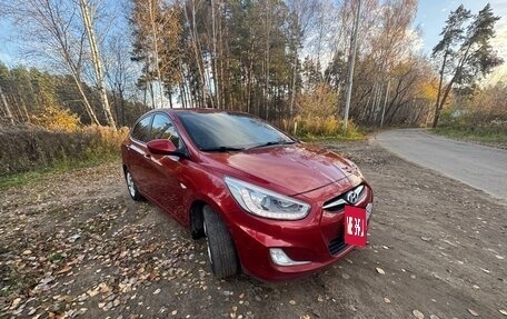 Hyundai Solaris II рестайлинг, 2013 год, 860 000 рублей, 4 фотография