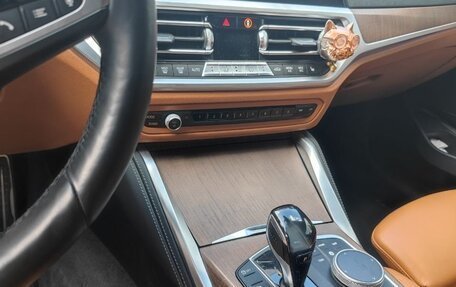 BMW 3 серия, 2019 год, 3 300 000 рублей, 3 фотография