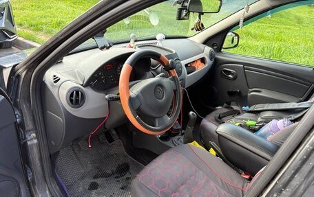 Renault Logan I, 2013 год, 355 000 рублей, 6 фотография