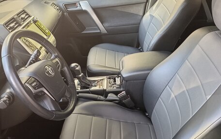 Toyota Land Cruiser Prado 150 рестайлинг, 2020 год, 6 200 000 рублей, 8 фотография