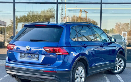 Volkswagen Tiguan II, 2020 год, 2 290 000 рублей, 2 фотография