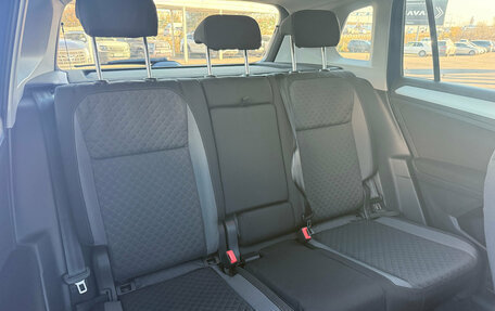 Volkswagen Tiguan II, 2020 год, 2 290 000 рублей, 18 фотография