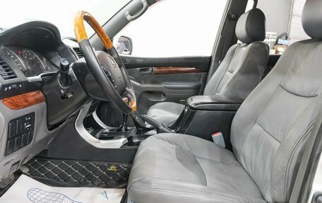 Toyota Land Cruiser Prado 120, 2007 год, 1 849 000 рублей, 13 фотография