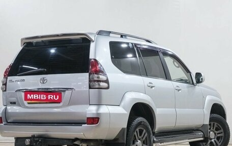 Toyota Land Cruiser Prado 120, 2007 год, 1 849 000 рублей, 7 фотография