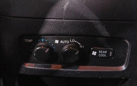 Toyota Land Cruiser Prado 120, 2007 год, 1 849 000 рублей, 34 фотография