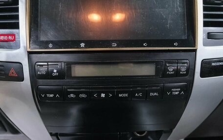 Toyota Land Cruiser Prado 120, 2007 год, 1 849 000 рублей, 30 фотография