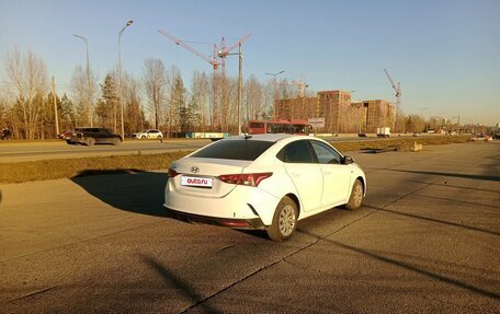 Hyundai Solaris II рестайлинг, 2020 год, 1 000 000 рублей, 3 фотография