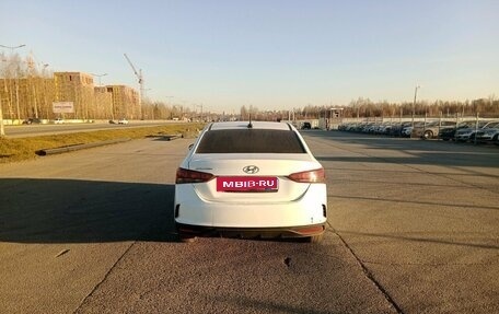 Hyundai Solaris II рестайлинг, 2020 год, 1 000 000 рублей, 4 фотография