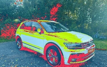 Volkswagen Tiguan II, 2018 год, 2 200 000 рублей, 2 фотография
