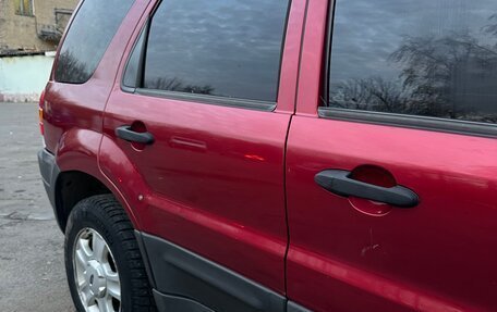 Ford Escape II, 2003 год, 380 000 рублей, 11 фотография