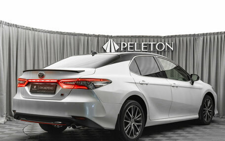 Toyota Camry, 2021 год, 3 490 000 рублей, 5 фотография